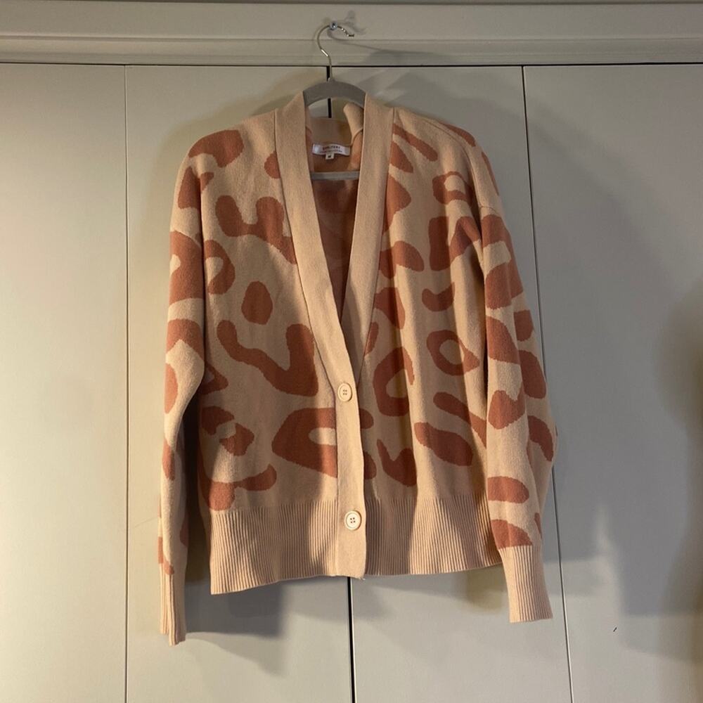 Qualfort‎ cardigan
